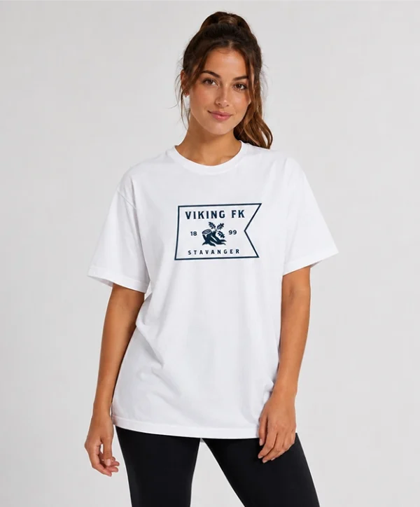 Hvit tskjorte med vikinglogo