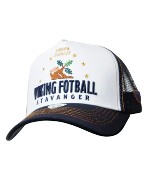 En klassisk trucker caps med et tydelig europeisk Viking-uttrykk.